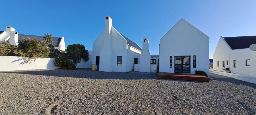 4 Bedroom Property for Sale in Dwarskersbos Western Cape